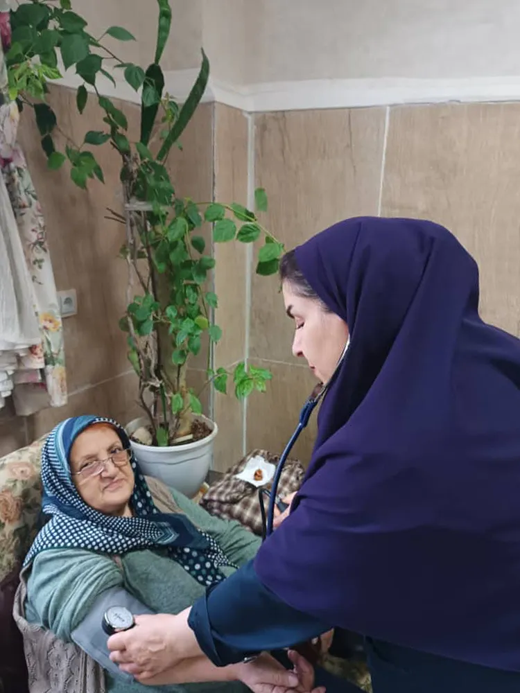 گزارش تصویری از اقدامات فرهنگی و بهداشتی در مؤسسه خیریه سالمندان مهر کوثر خوی